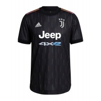 Juventus Away Jersey 2021-22